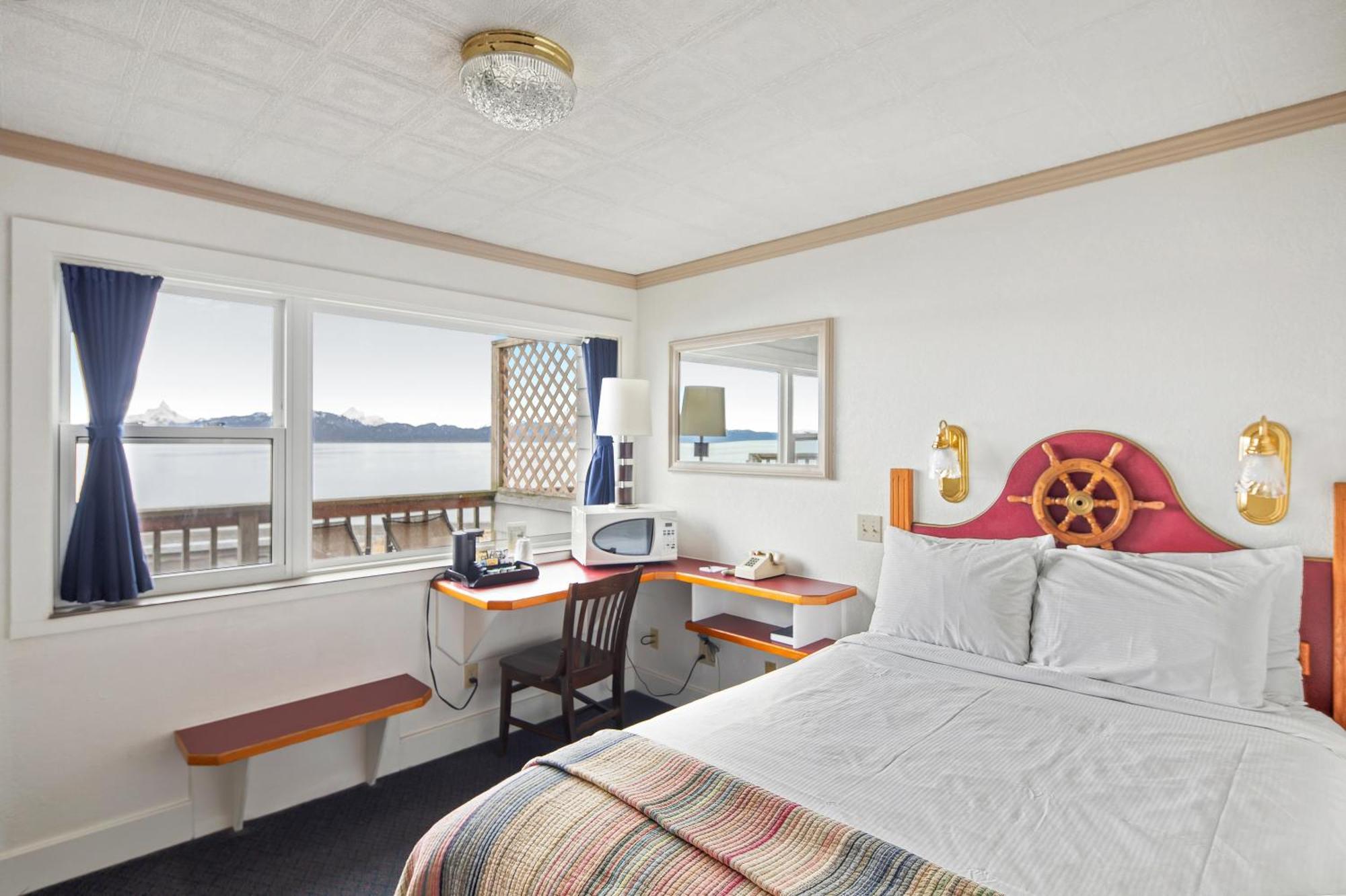Land'S End Hotel Хоумър Екстериор снимка